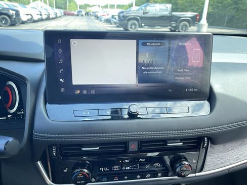 Used 2026 Nissan Rogue Platinum w/ Platinum Premium Package AWD/4WD image 13