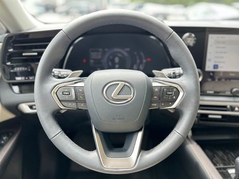Used 2024 Lexus RX 350h w/ Cold Area Package AWD/4WD image 14