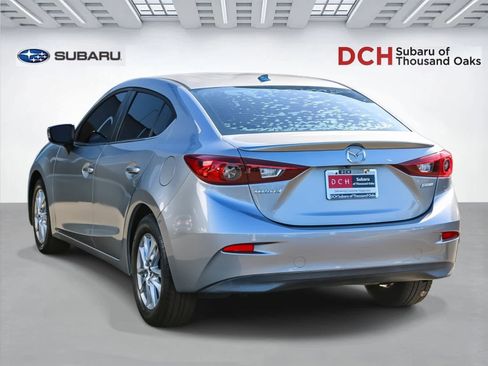Used 2015 MAZDA MAZDA3 i Touring w/ Technology Package FWD image 6