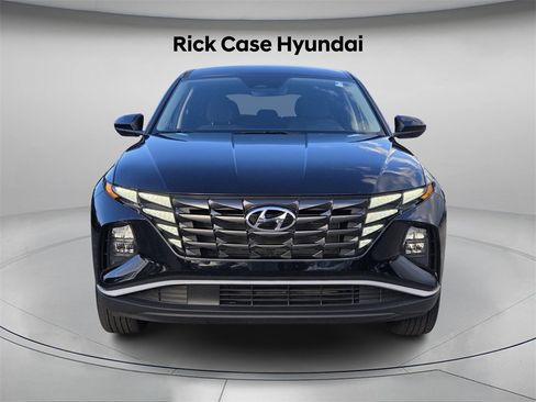 Certified 2023 Hyundai Tucson SE image 5