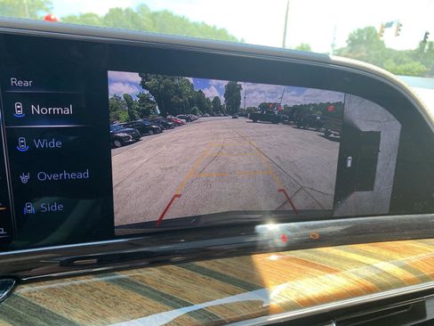 Used 2021 Cadillac Escalade Sport Platinum image 26