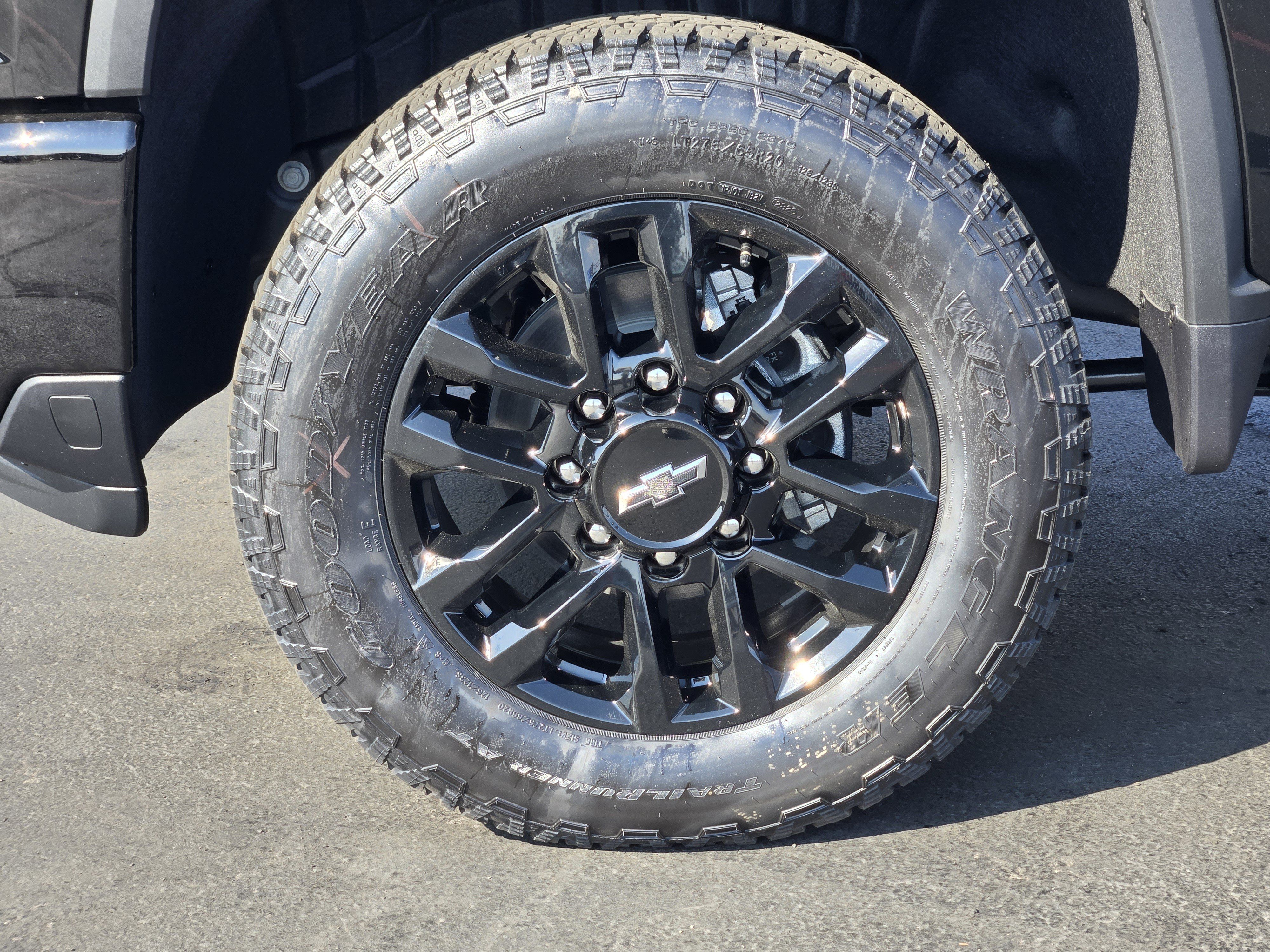 New 2026 Chevrolet Silverado 2500 Custom w/ Custom Value Package AWD/4WD image 9