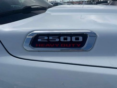 Used 2023 RAM 2500 Limited AWD/4WD image 4