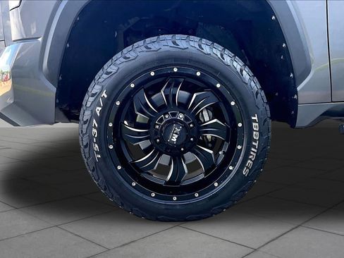 Used 2022 Toyota Tundra SR5 RWD image 11