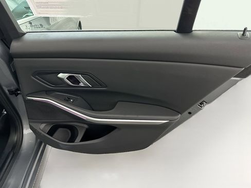 Used 2025 BMW 330i xDrive Sedan image 32
