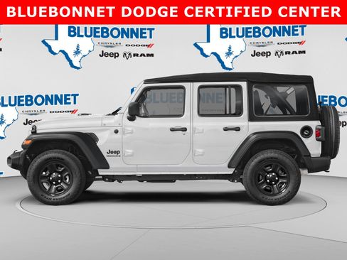 Used 2024 Jeep Wrangler Unlimited Rubicon 392 AWD/4WD image 3