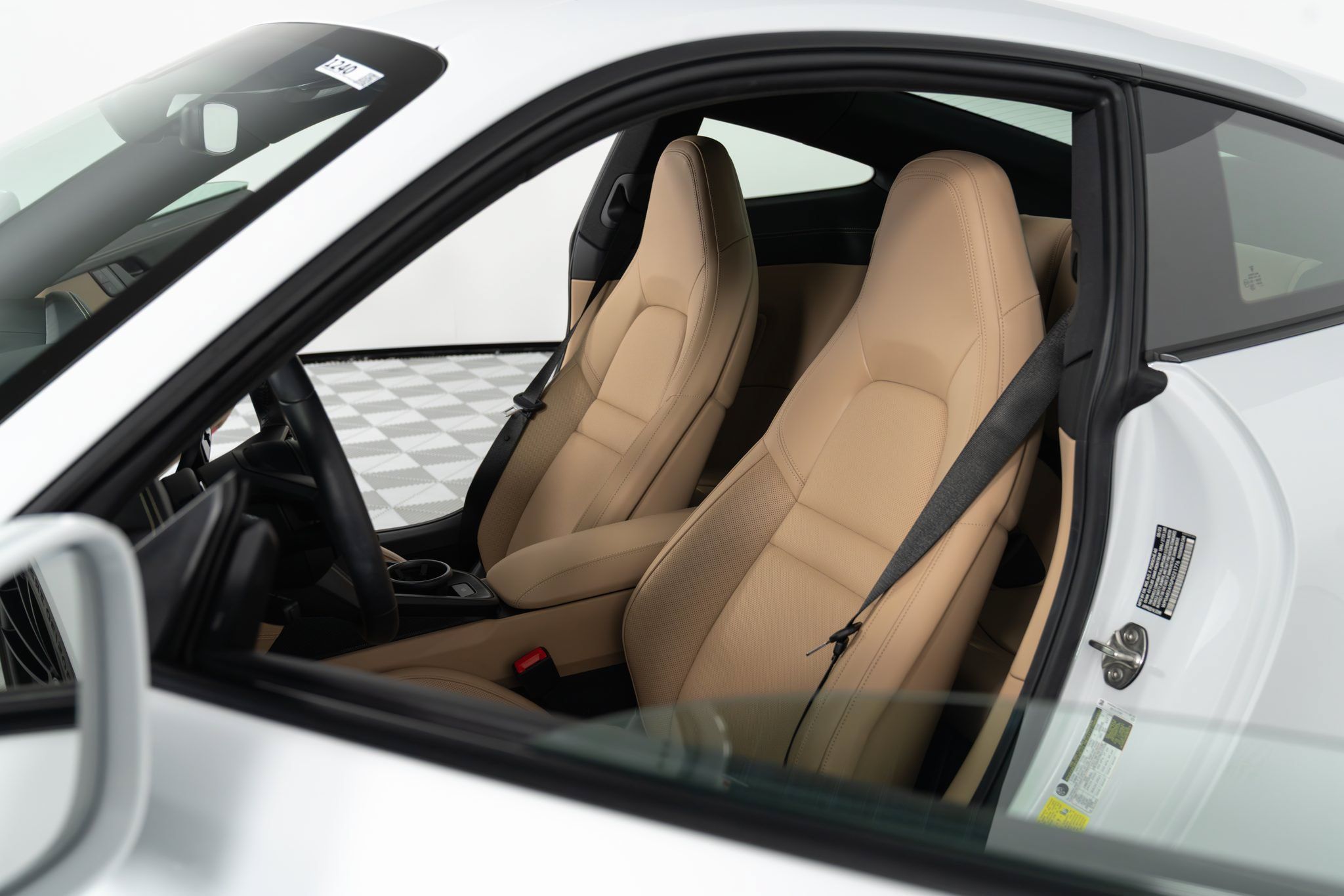 Used 2023 Porsche 911 Carrera S RWD image 4