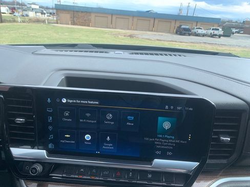 Used 2025 Chevrolet Silverado 1500 LT image 22