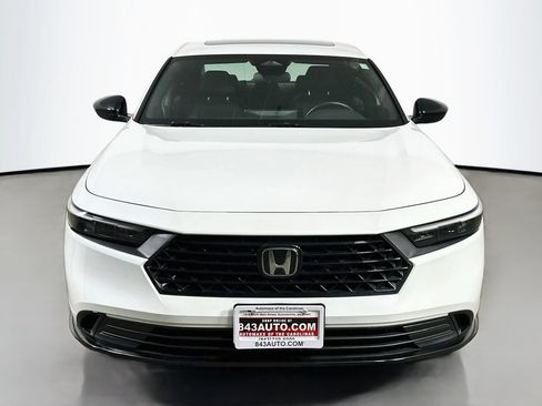 Used 2024 Honda Accord Sport image 2