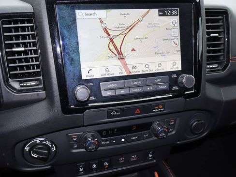 Used 2023 Nissan Frontier PRO-4X w/ Pro Convenience Package image 6