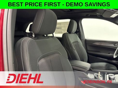 New 2026 Jeep Grand Cherokee Laredo X AWD/4WD image 14