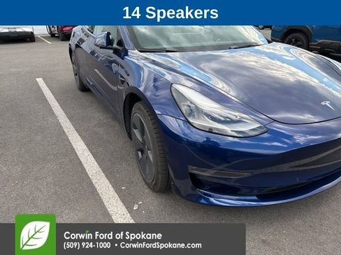 Used 2022 Tesla Model 3 Long Range AWD/4WD image 4