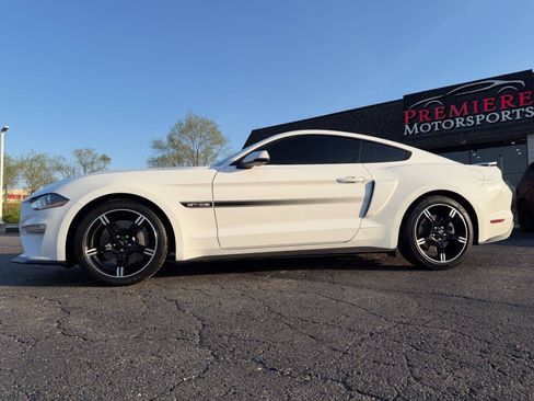 Used 2019 Ford Mustang GT Premium w/ Equipment Group 401A RWD image 5