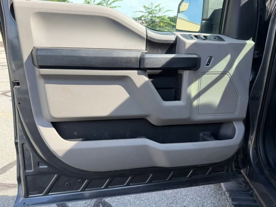 Used 2018 Ford F150 XL w/ Equipment Group 101A Mid AWD/4WD image 22