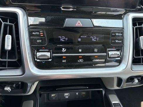 Used 2023 Kia Sorento X-Line EX AWD/4WD image 21