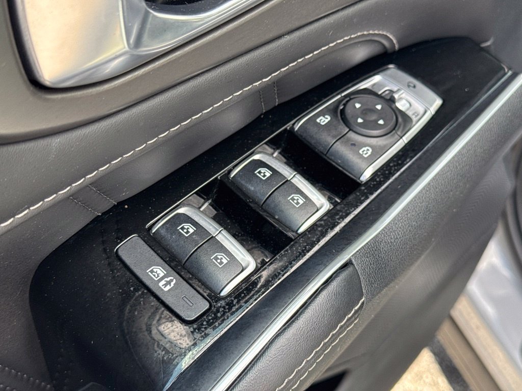 Used 2023 Kia Sorento SX AWD/4WD image 39