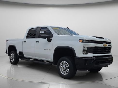 Used 2024 Chevrolet Silverado 2500 Custom w/ Custom Value Package AWD/4WD image 9