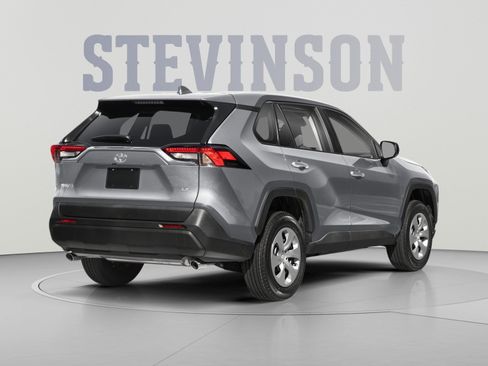 Used 2025 Toyota RAV4 LE AWD/4WD image 2