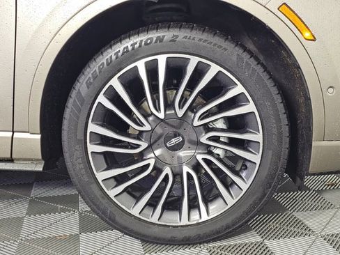 Used 2021 Lincoln Corsair Reserve w/ Equipment Group 201A image 10