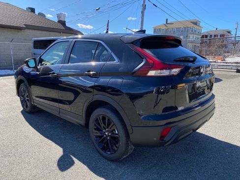 New 2025 Mitsubishi Eclipse Cross LE image 3