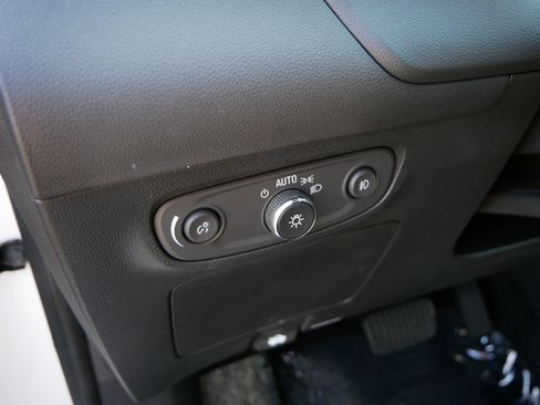 Used 2023 Buick Encore GX Preferred w/ Cold Weather Comfort Package FWD image 23