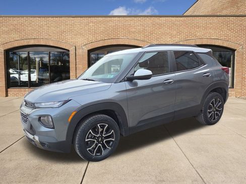 Used 2021 Chevrolet TrailBlazer ACTIV w/ Technology Package image 8