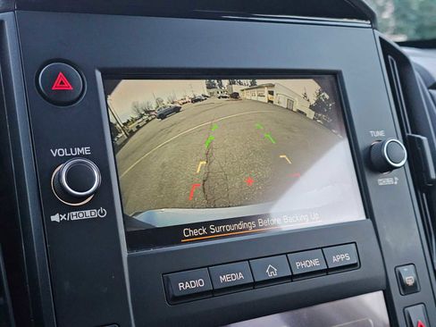 Used 2024 Subaru Crosstrek 2.0i image 29