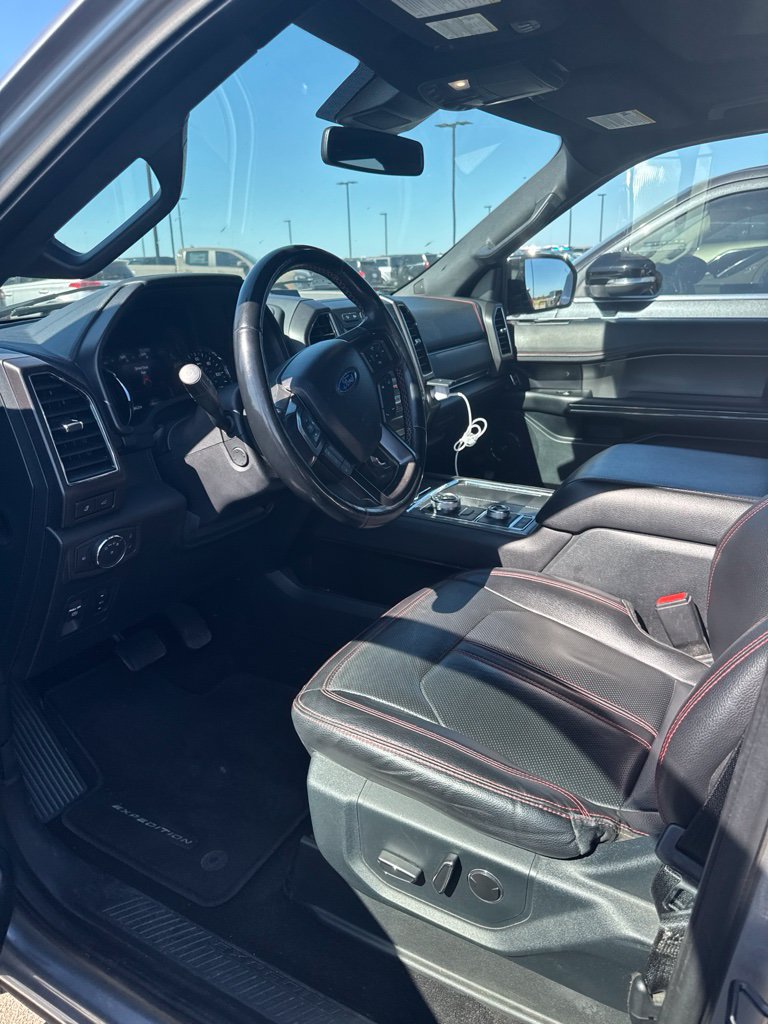 Used 2021 Ford Expedition Limited w/ Equipment Group 303A AWD/4WD image 7