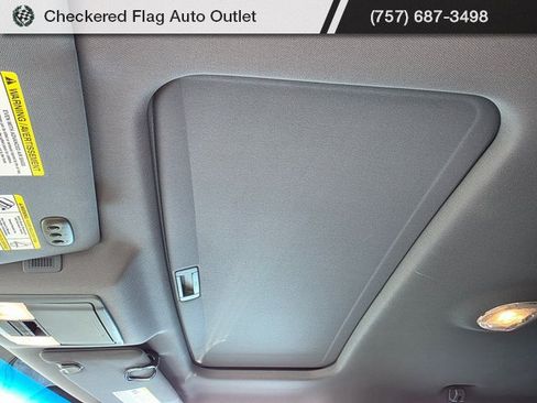 Used 2011 Ford F150 Lariat w/ Lariat Chrome Pkg image 11