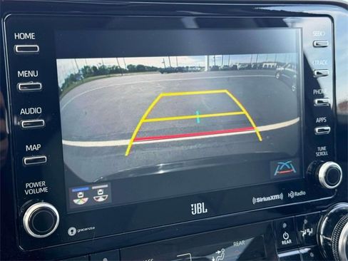 Used 2022 Toyota Highlander Limited image 31