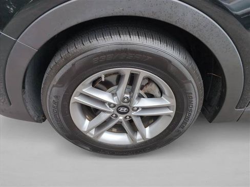 Used 2017 Hyundai Santa Fe Sport w/ 2.4L Tech Package 04 FWD image 29