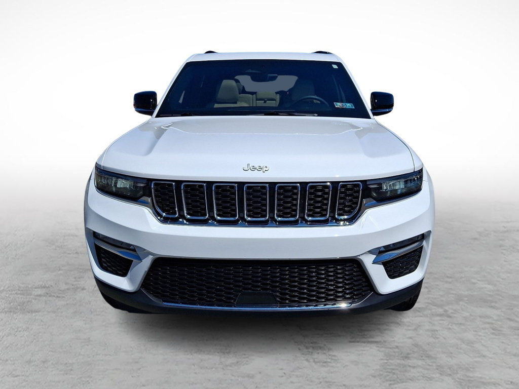 Used 2025 Jeep Grand Cherokee Limited AWD/4WD image 8