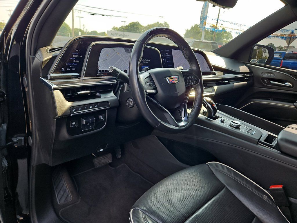 Used 2024 Cadillac Escalade Sport AWD/4WD image 24