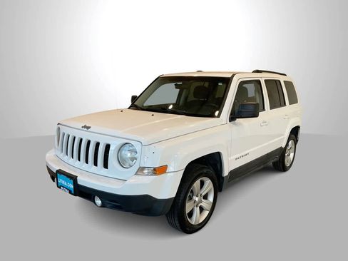 Used 2011 Jeep Patriot Latitude image 1