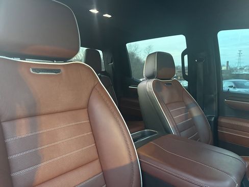 Used 2025 GMC Sierra 1500 Denali Ultimate image 27