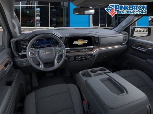 New 2025 Chevrolet Silverado 1500 LT image 15
