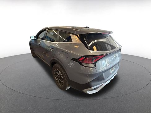 Used 2025 Kia Sportage LX image 6