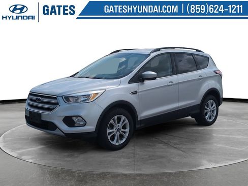 Used 2018 Ford Escape SE AWD/4WD image 5