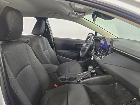 Used 2023 Toyota Corolla LE FWD image 15