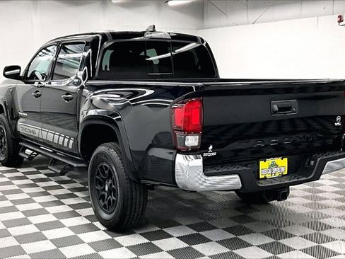 Used 2021 Toyota Tacoma SR5 image 2