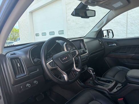 Used 2022 GMC Canyon Denali AWD/4WD image 10