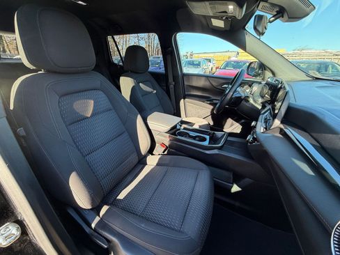 Used 2025 Chevrolet Equinox LT image 35