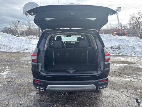 Certified 2023 Honda Pilot Touring image 16