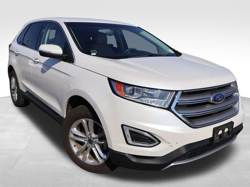 Used 2015 Ford Edge SEL w/ Equipment Group 201A FWD image 12