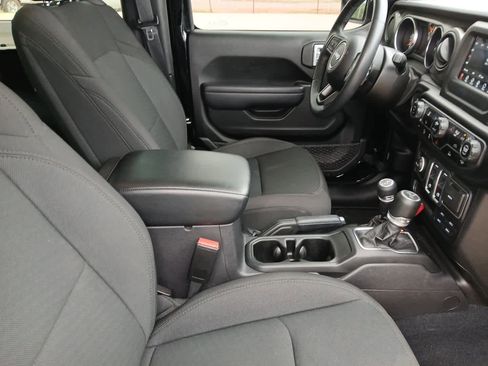 Used 2022 Jeep Wrangler Sport AWD/4WD image 78