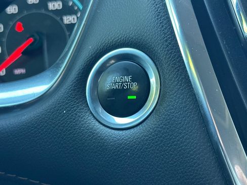 Used 2020 Chevrolet Traverse Premier w/ Redline Edition image 28