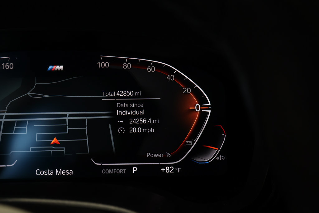 Used 2023 BMW 540i w/ M Sport Package RWD image 27