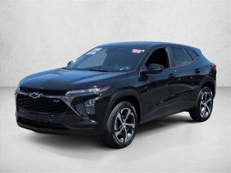 Used 2025 Chevrolet Trax RS w/ Sunroof Package FWD video 4