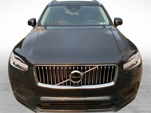 Used 2022 Volvo XC90 T5 Momentum w/ Climate Package AWD/4WD image 7