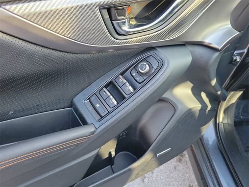 Used 2022 Subaru Crosstrek 2.5i Limited w/ Moonroof Package 2 image 17